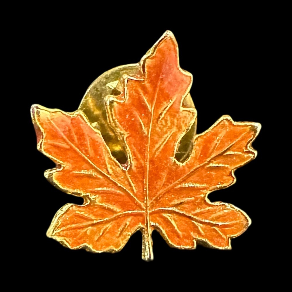 Vintage KC Enamel Maple Leaf Pin Gold Tone